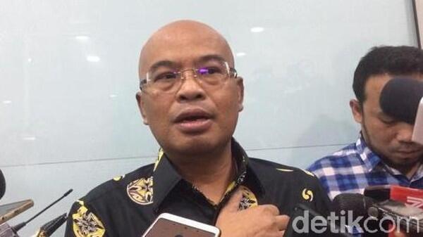 Desmond Sindir Sandi Siap Nyapres: Mungkin KTA Gerindranya Dimakan Tikus