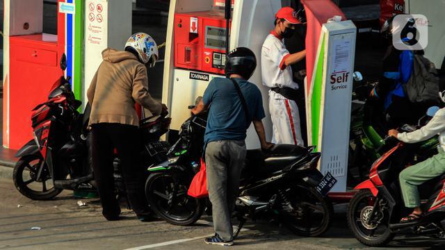 Subsidi BBM Berpotensi Makin Bengkak, Ini Solusi dari Ekonom