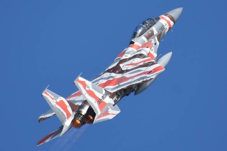 Tampil Beda, F-15 Eagle Jepang Memakai Livery Jet Tempur Maverick dari Film Top Gun 2