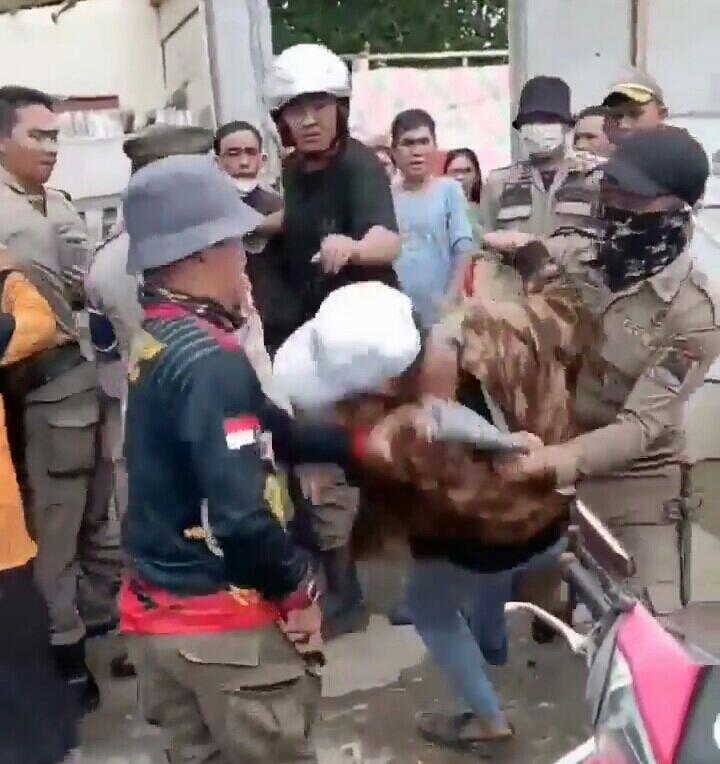 Viral Di Media Sosial, Sejumlah Petugas SATPOL PP Mengeroyok Pelajar SMA Di Manado