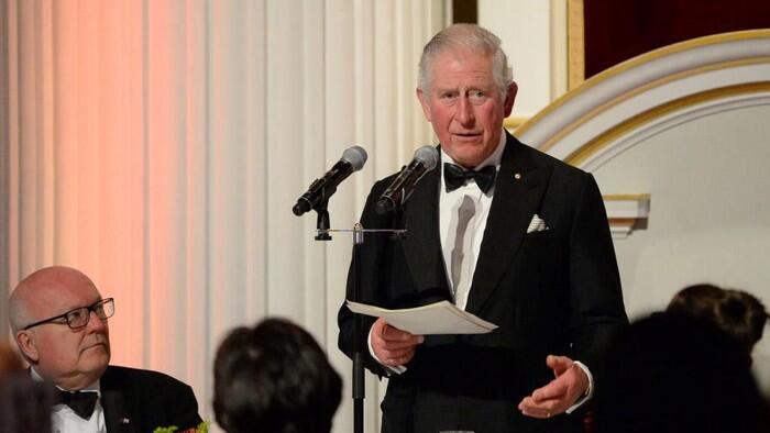 Charles Jadi Raja Inggris