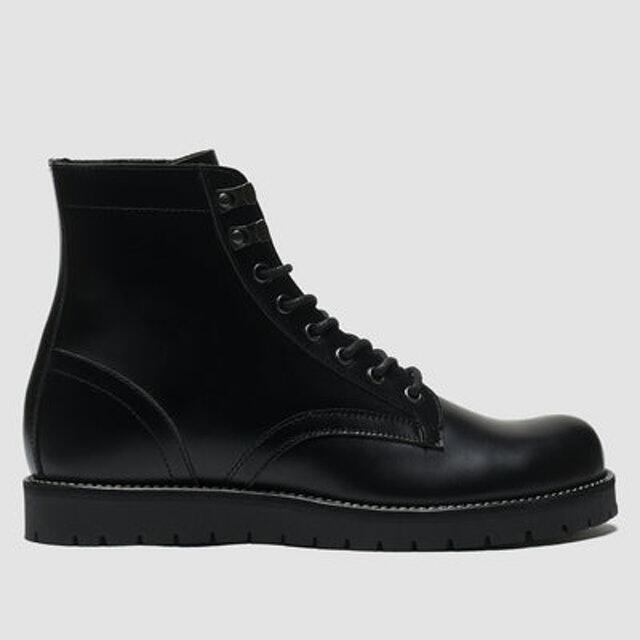 7 Merk Sepatu Kerja Terbaik untuk Pria 