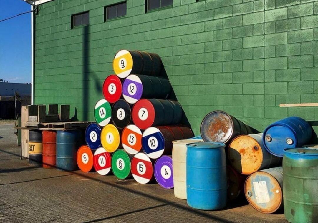 Keren Abis! Street Art Jalanan yang Digambar Pada Benda-Benda Tak Terduga