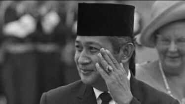 SEBELUM MENINGGAL DUNIA,SOEHARTO BILANG KE TUTUT,MAU LAKSANAKAN SHOLAT TAHAJUD DULU