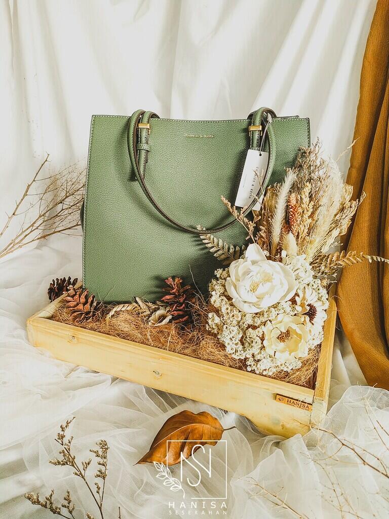Rekomendasi Jasa Hias & Sewa Kotak Seserahan Cibinong Bogor Murah Hantaran Bogor