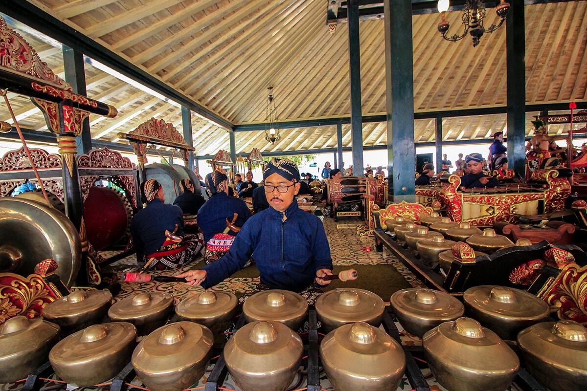 Buat kamu terkesan dengan 4 alat musik tradisional khas Indonesia ini