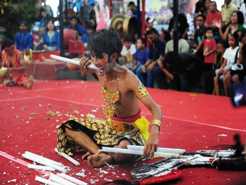 3 Pertunjukan Kesenian Tradisional Asli Indonesia Ini Bernuansa Magis, Pernah Nonton?