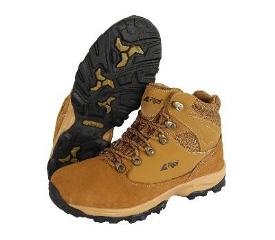 Agan Hobi Trekking? Jangan Lewatkan 10 Rekomendasi Sepatu Trekking Terbaik ini!