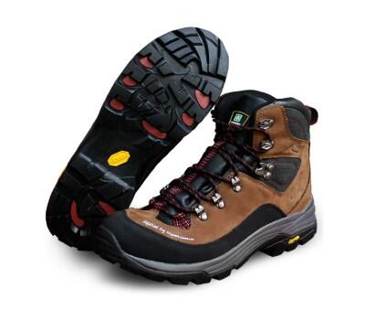 Agan Hobi Trekking? Jangan Lewatkan 10 Rekomendasi Sepatu Trekking Terbaik ini!