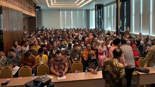 Relawan Akan Bikin Anies Baswedan Kerepotan