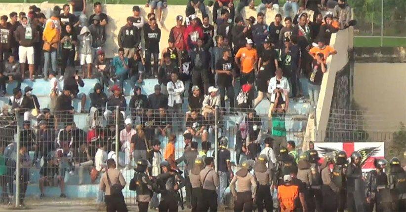 Suporter Sepakbola Identik dengan Tawuran, Apa yang Menjadi Alasan dan Penyebabnya?