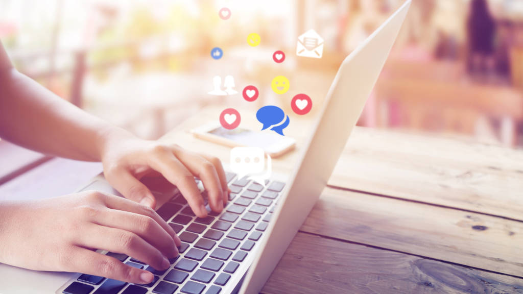 Bagaimana Cara Kerja dari Fitur Live Chat?
