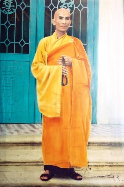 Sejarah Thich Quang Duc, Biksu Yang Bakar Diri Dalam Aksi Protes!