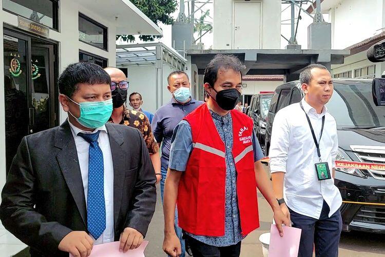 Kasus Penistaan Agama Dilimpahkan ke Kejari Jakbar, Roy Suryo Sidang di Rutan Salemba