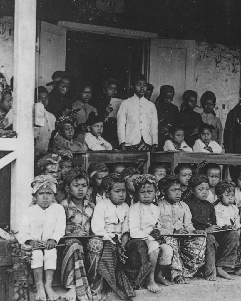 Sekolah Di Pedesaan