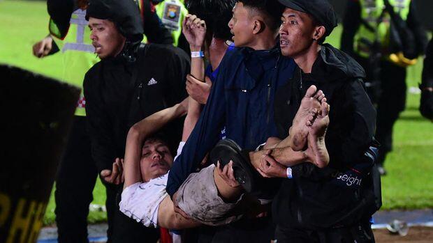 Imbas Tragedi Kanjuruhan, Kapolri Didesak Cabut Izin Liga 1