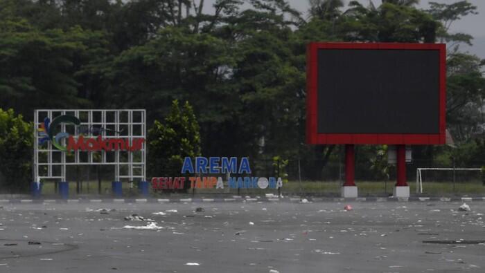 Stadion Kanjuruhan Rusak Usai Kerusuhan Maut