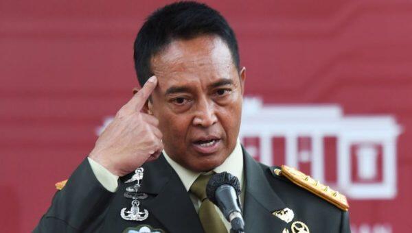 Panglima TNI Marah Besar, Cari Oknum Tentara Penendang Kungfu Suporter di Kanjuruhan