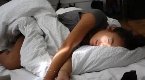Sulit Tidur 8 Jam Sehari? Kenali Metode Pola Tidur Bifasik yang Punya Banyak Manfaat