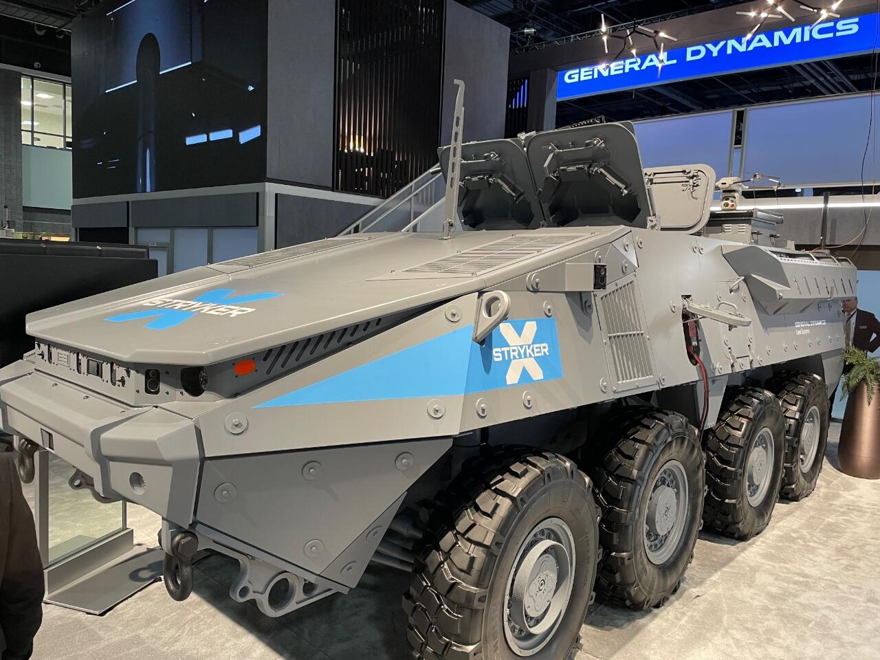 StrykerX - Kendaraan Tempur Masa Depan dengan Konfigurasi Mesin Hybrid