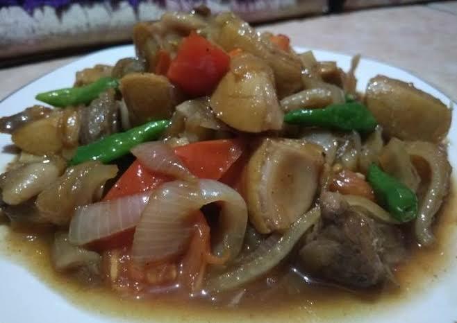 5 Makanan Berbahan Jeroan Sapi Khas Indonesia, Kalian Suka Yang Mana?