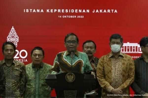 TGIPF Sebut Gas Air Mata Pemicu Kepanikan Aremania Yang Berujung Hilangnya 132 Nyawa