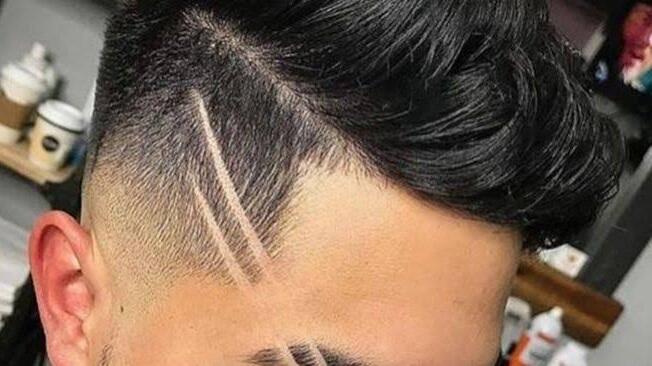 Sewaktu Potong Rambut Kamu Team Mata Melek Atau Mata Merem, Gan? (Ini Plus Minusnya)
