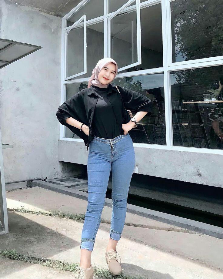 4 Wanita Datangi PN Jaksel, Ngaku Fans dan Berharap Bharada E Bebas