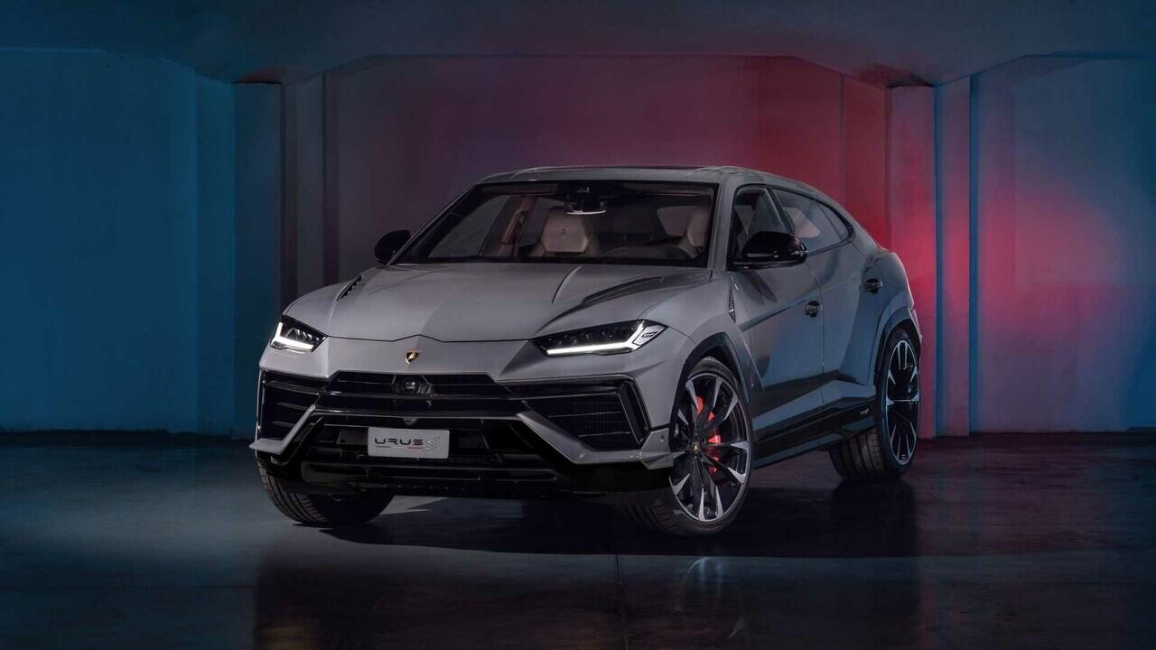 Lamborghini Urus Tahun 2023 Debut Dengan Peforma Yang Menjanjikan