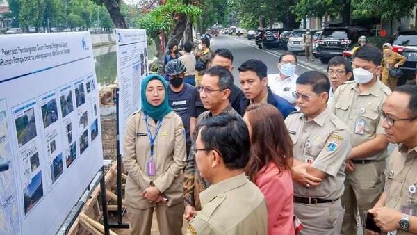 Heru Budi ke Kali Ciliwung Pasar Baru, Cek Pengerjaan 942 Project

