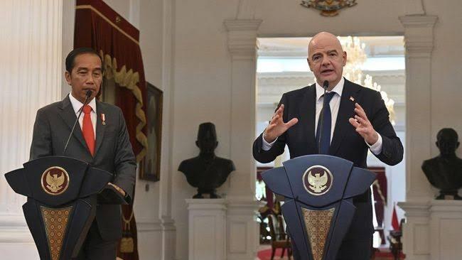 Presiden FIFA Bertemu Presiden Jokowi, Sanggupkah Indonesia Seperti Liga Inggris?