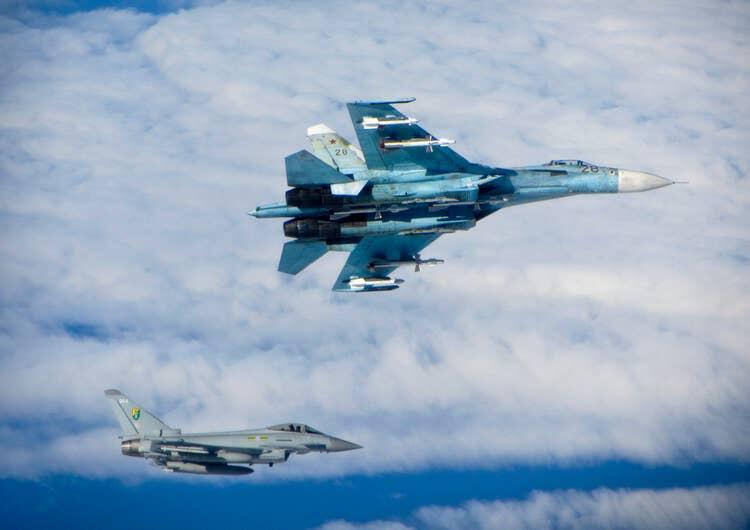 Su-27 Luncurkan Rudal ke Pesawat RC-135 Inggris, Rusia Menyebut Ada Masalah Teknis