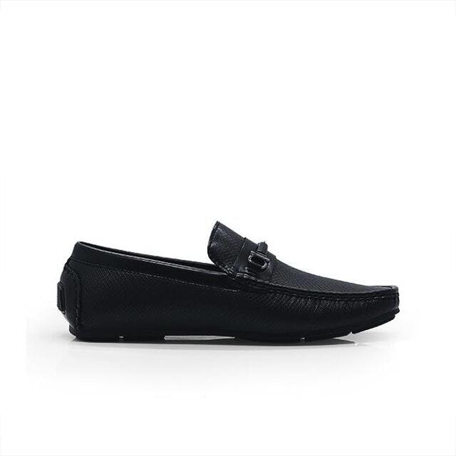 10 Rekomendasi Sepatu Bata Terbaik untuk Pria
