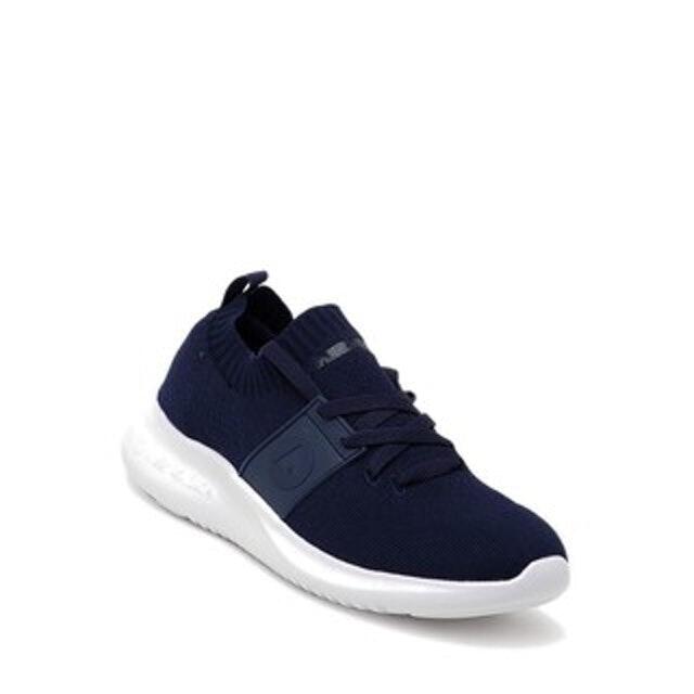 10 Rekomendasi Sepatu Airwalk Terbaik untuk Pria
