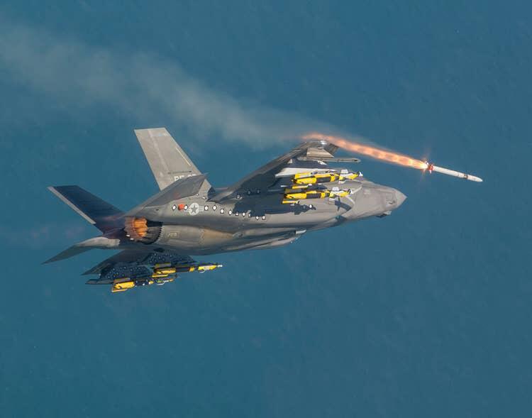 Typhoon dan F-35B Inggris Pesta Rudal, Tembakkan 53 Rudal Senilai Rp 185 Miliar