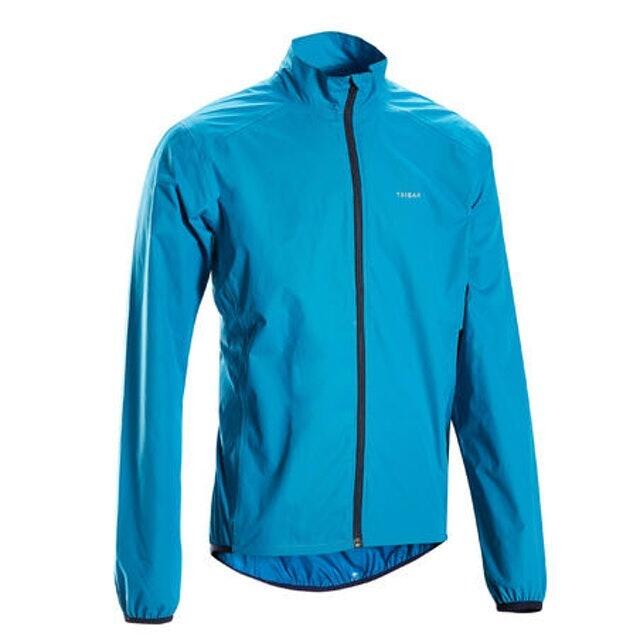 10 Rekomendasi Jaket Decathlon Terbaik untuk Pria
