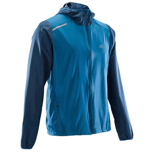 10 Rekomendasi Jaket Decathlon Terbaik untuk Pria