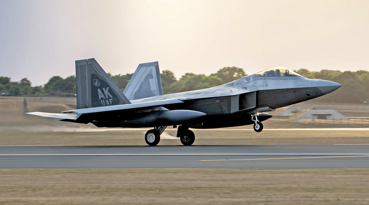 Jepang Ketar-Ketir, Paman Sam Akan Memulangkan 48 Unit F-15 dari Kadena