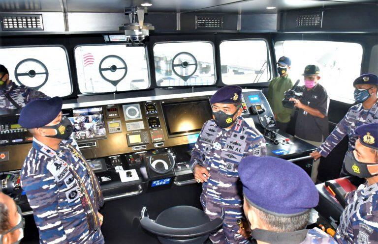 Profil KRI Escolar - Kapal Patroli yang Digunakan Pak Jokowi Saat Kunjungan ke IKN