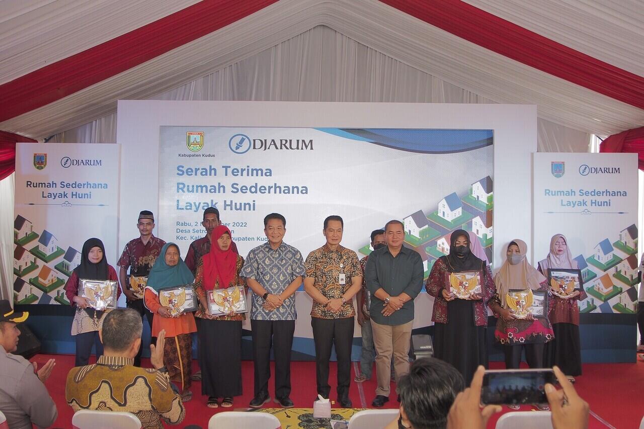 Kembali Jalankan Program RSLH, PT Djarum Bantu Renovasi 10 Rumah di Kabupaten Kudus