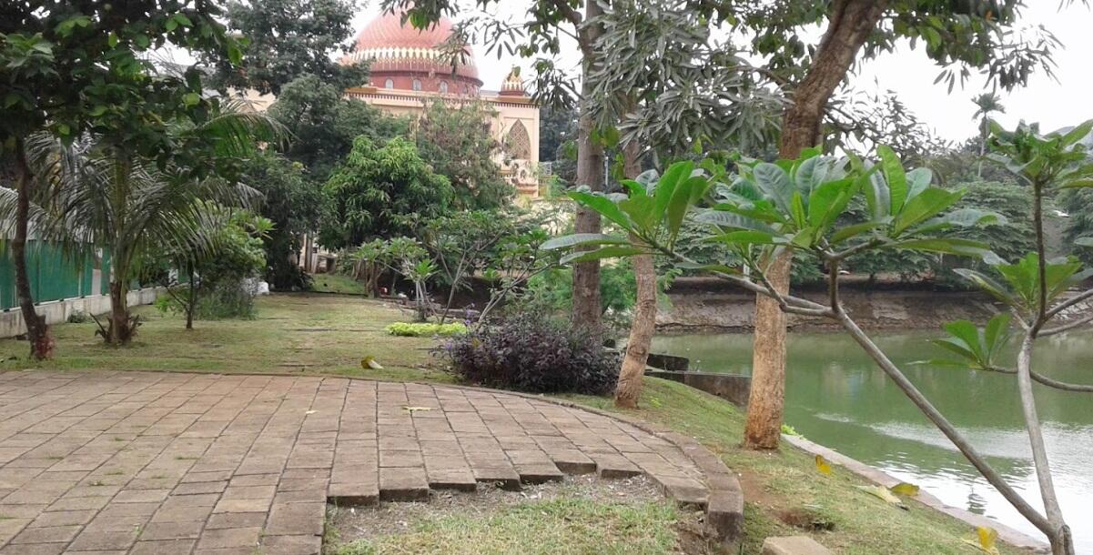 SETU MANGGA BOLONG, DESTINASI WISATA GRATIS YANG KALAH PAMOR