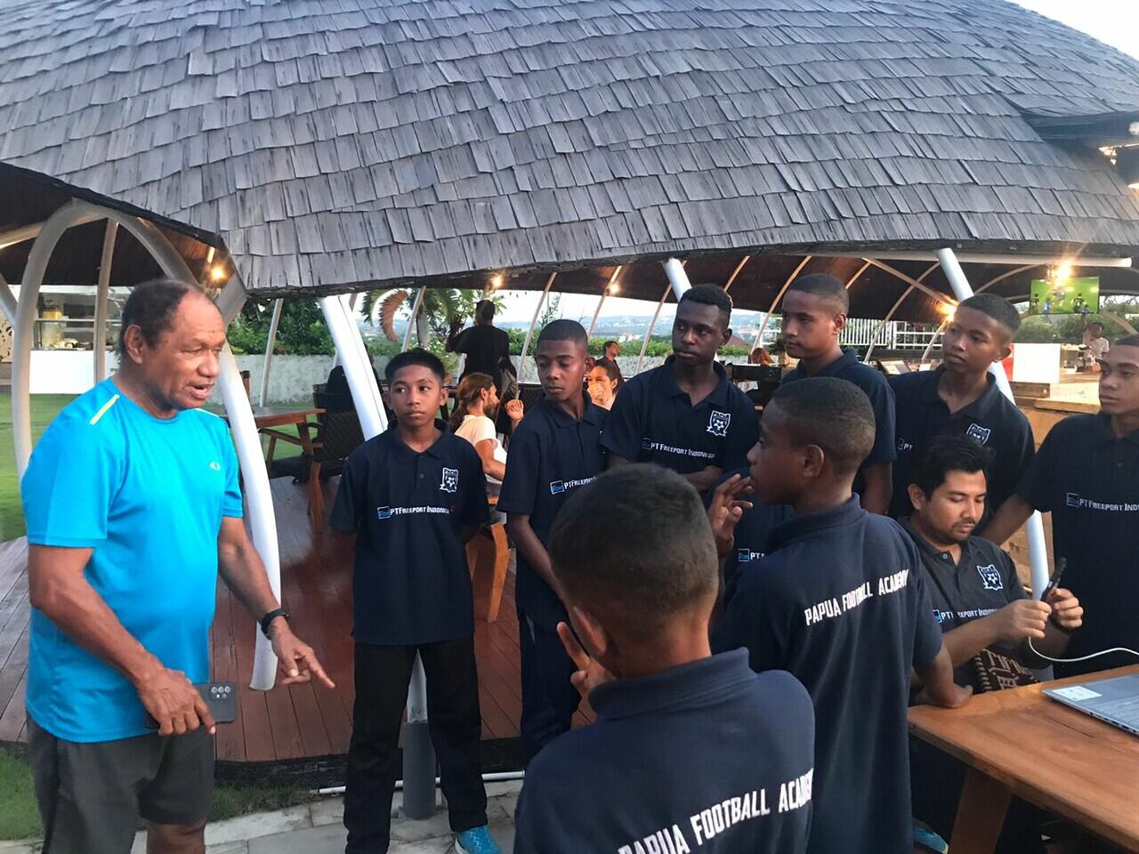 Keren, Papua Football Academy Sampai Berlatih dan Bertanding di Bali