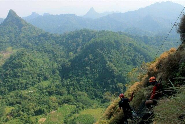 Keseruan Di Gunung Rungking