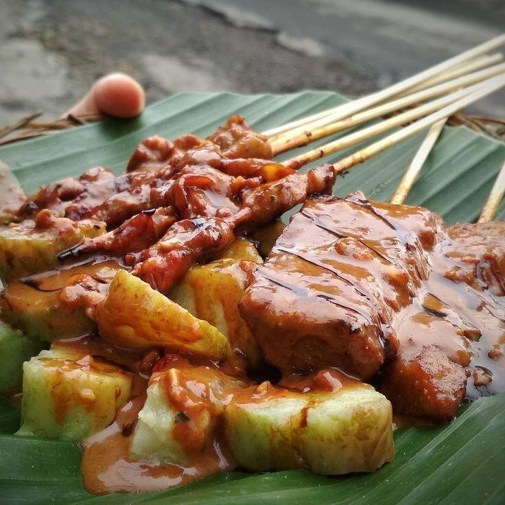 Menjadi Kuliner Favorit Selain Bakso, Berikut Aneka Jenis Sate Dari Berbagai Daerah 