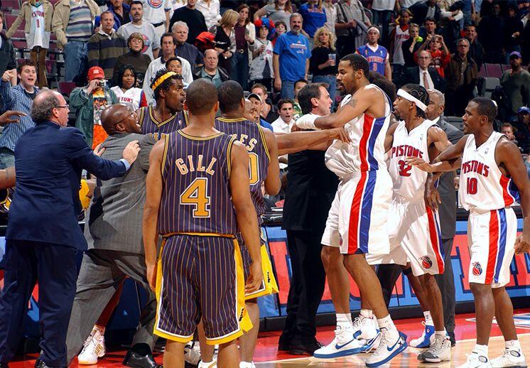 Malice at the Palace, Peristiwa Kelam dalam Sejarah NBA