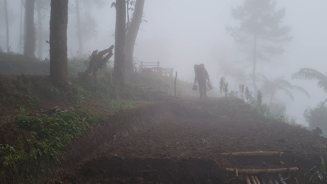 Pertama kali solo camping di Majalengka, seru dan syahdu