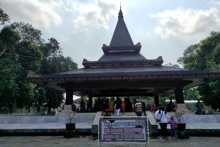 Warung Unik di Blitar, Tiap Hari Bisa Makan Sepuasnya Tanpa Perlu Bayar