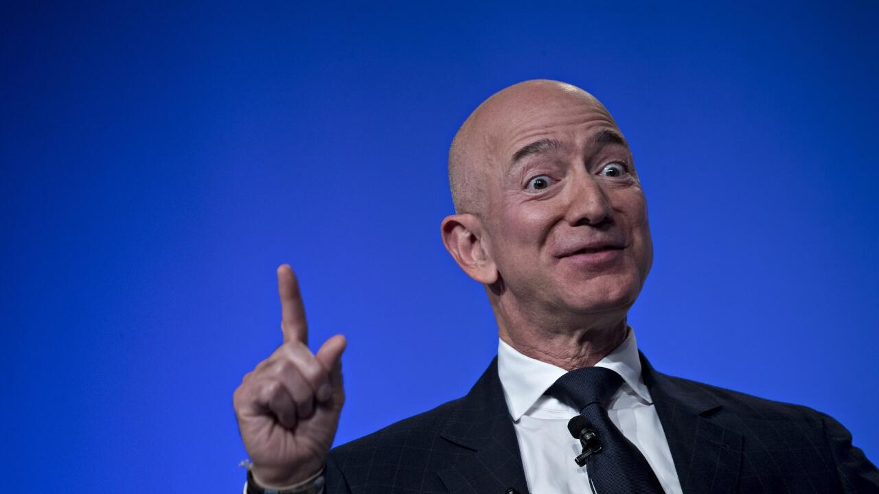 Jarang Diketahui, Ternyata Jeff Bezos Memiliki Hobi Unik dan Tidak Biasa 