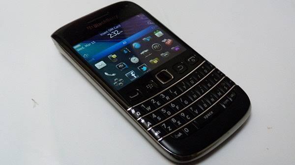 Mengenang 10 Hape Blackberry Paling Terkenal di Masa Kejayaannya, Agan Pernah Punya?