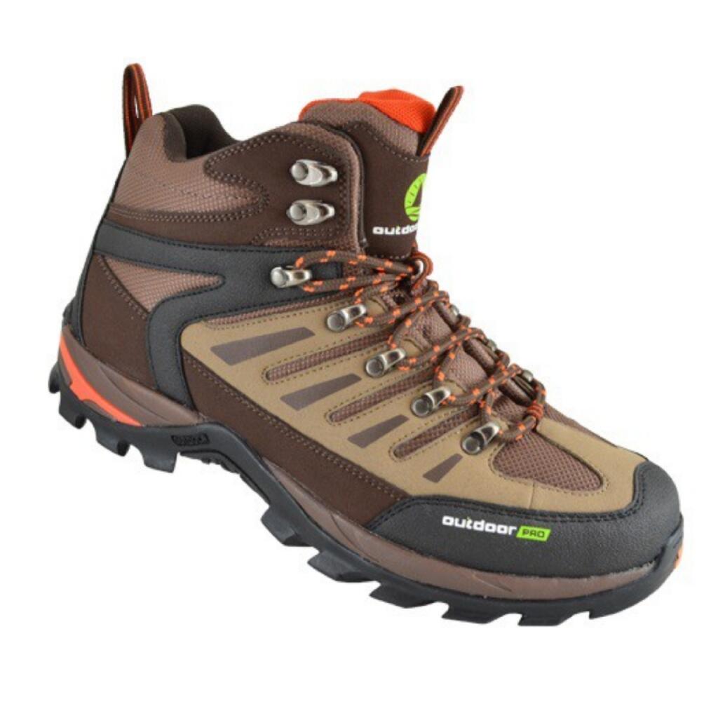 Hobi Ndaki Gunung? Ini Rekomendasi Sepatu Trekking yang Bisa Dicoba!